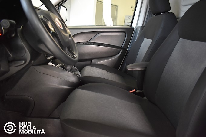 FIAT Doblò 1.4 T-Jet Natural Power PL-TN Cargo Maxi Lamierato SX